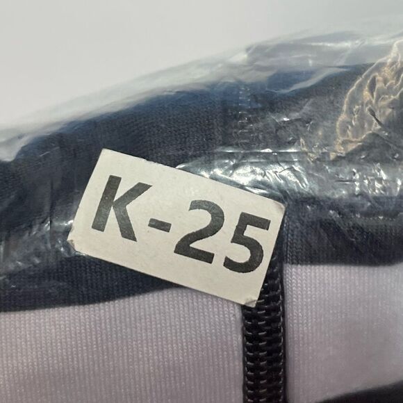 5 for $25🔥Spirit Halloween Jailbird Jail Shortalls Inmate Costume Small (4-8) - Picture 5 of 5